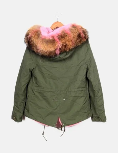 Last call Anna Parka verde capucha pelo rosa