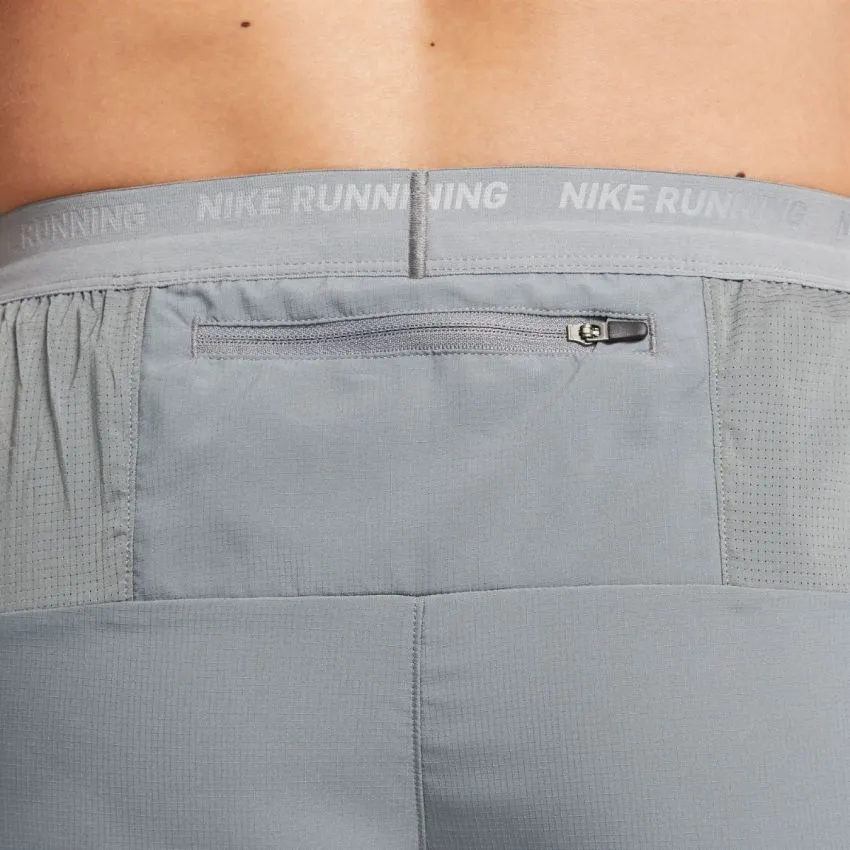 Nike Hombre Shorts Dri-FIT Stride 7in Brief-Lined Shorts Gris 