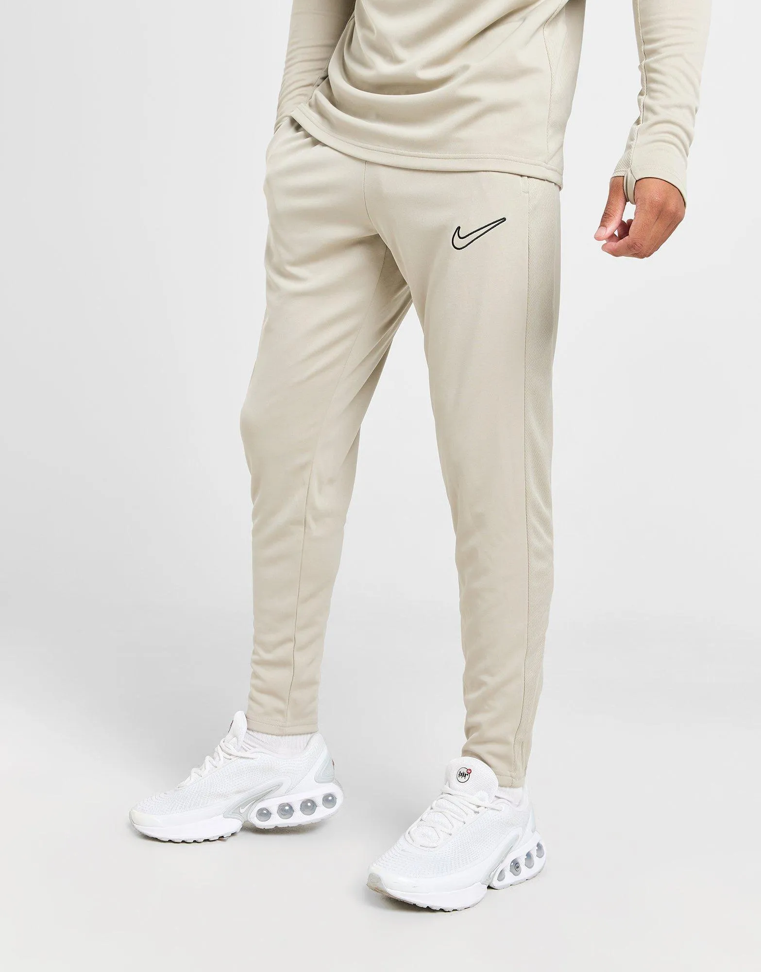 Nike pantalón de chándal Academy