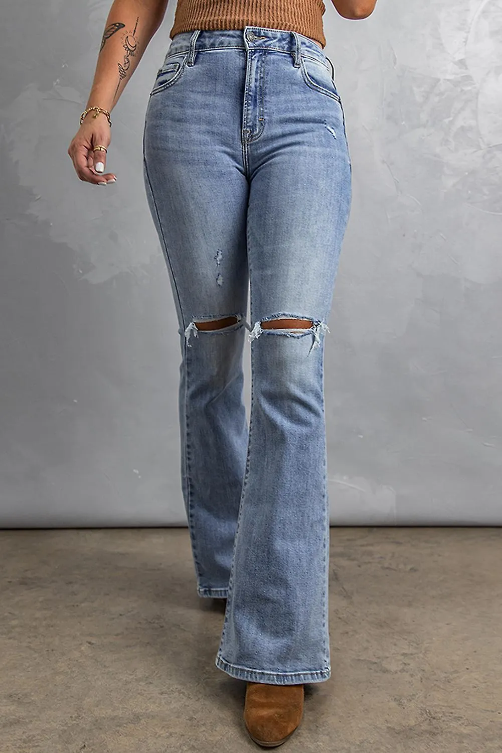 Women's Blue Wash Knee Slits Ripped Flare Jeans